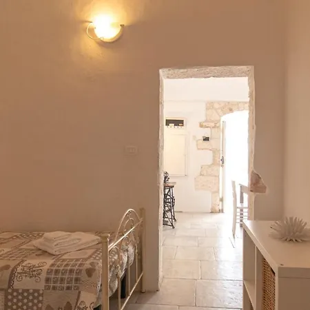 Apartment Casetta Vicolo Ennio By Typney